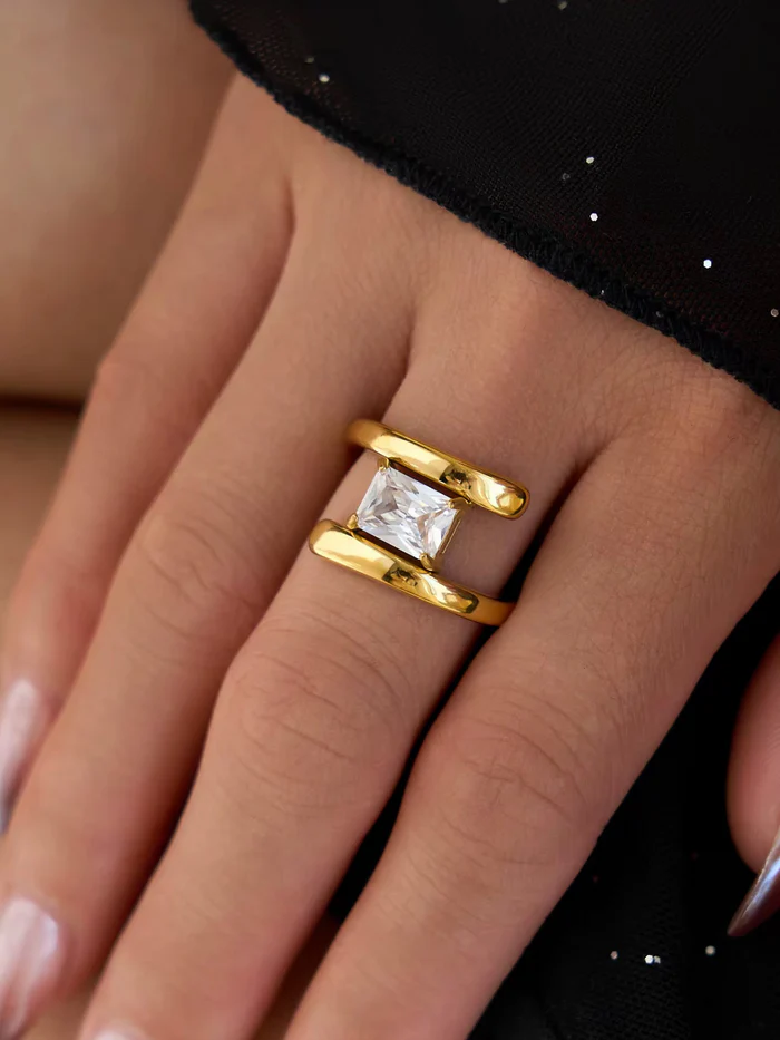 LUMINOUS RING
