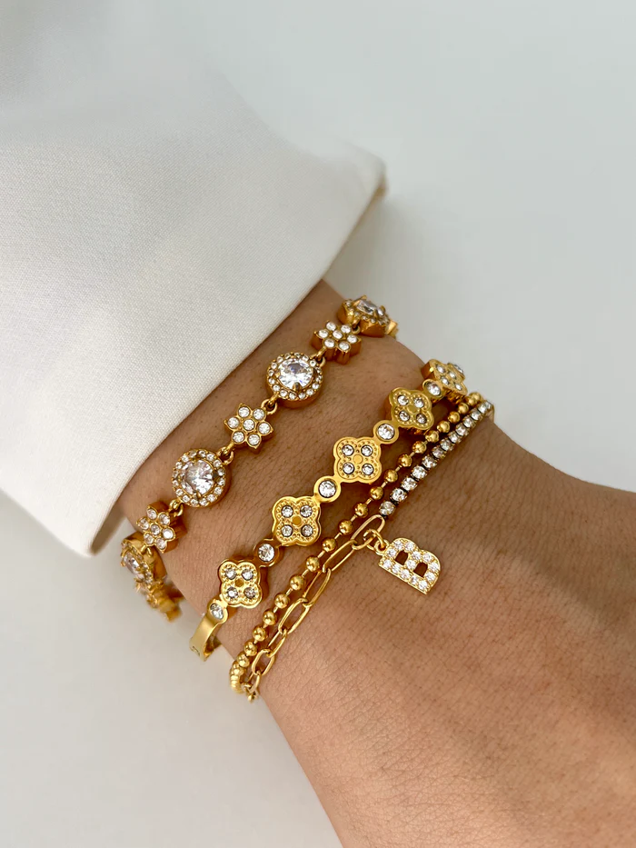 FRANKIE CLOVER BANGLE